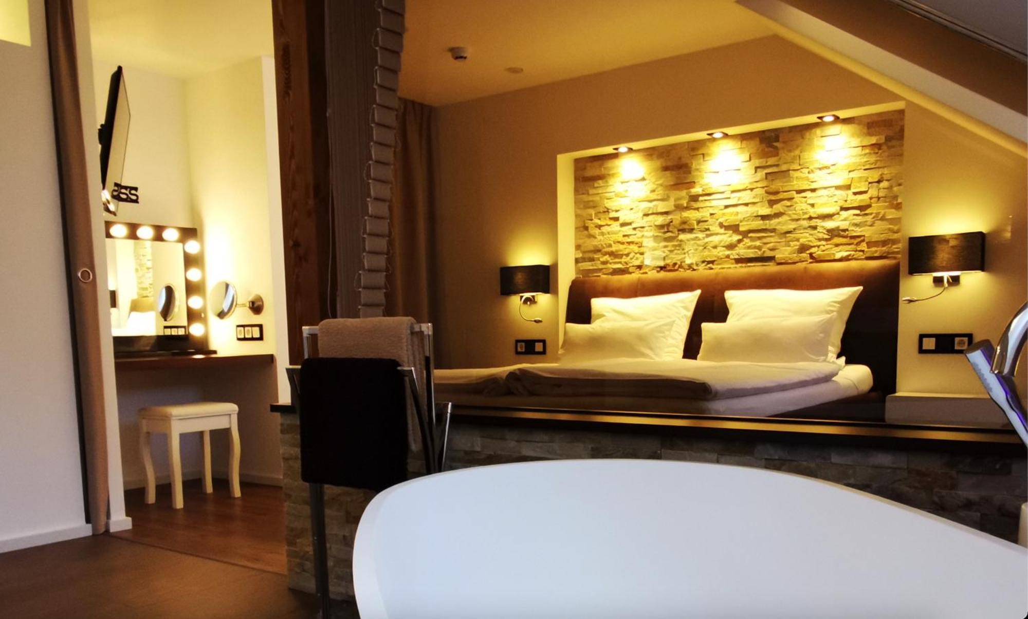 Luxor City Apartments เลียนซ์ ภายนอก รูปภาพ