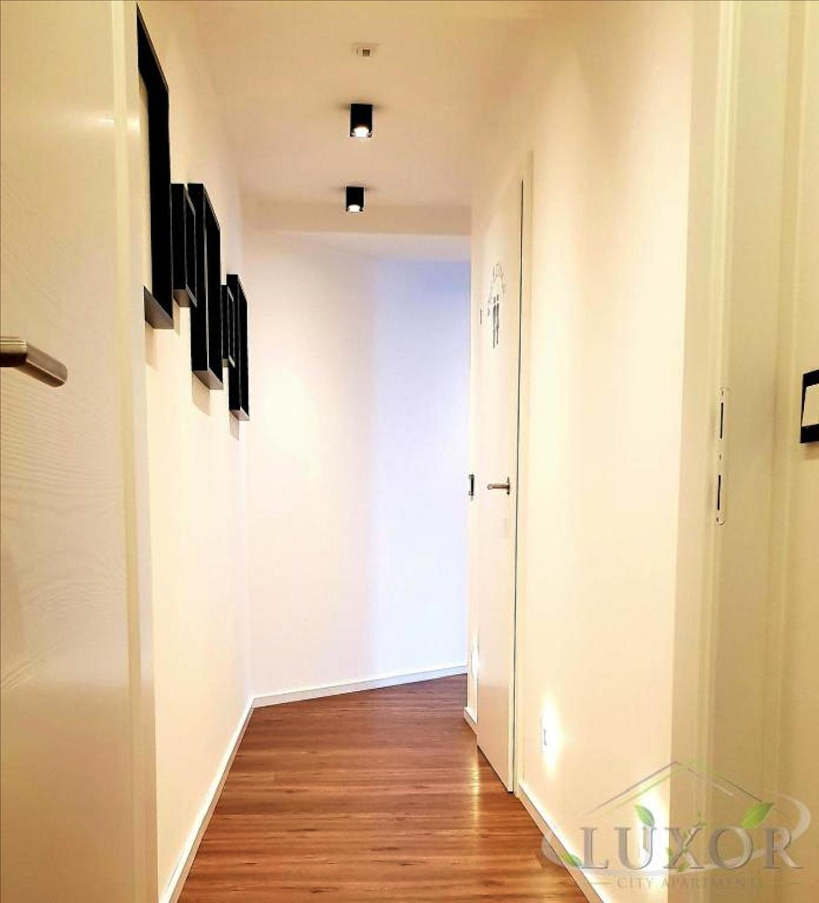 Luxor City Apartments เลียนซ์ ห้อง รูปภาพ